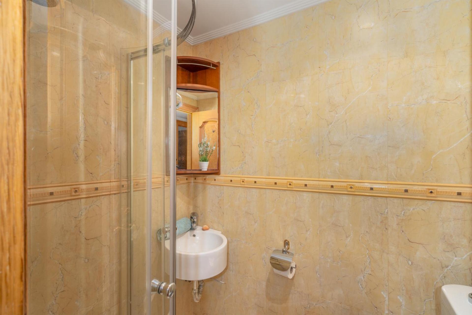 Beachfront, Two Bed- & Bathrooms, Private Parking Fuengirola Exterior foto