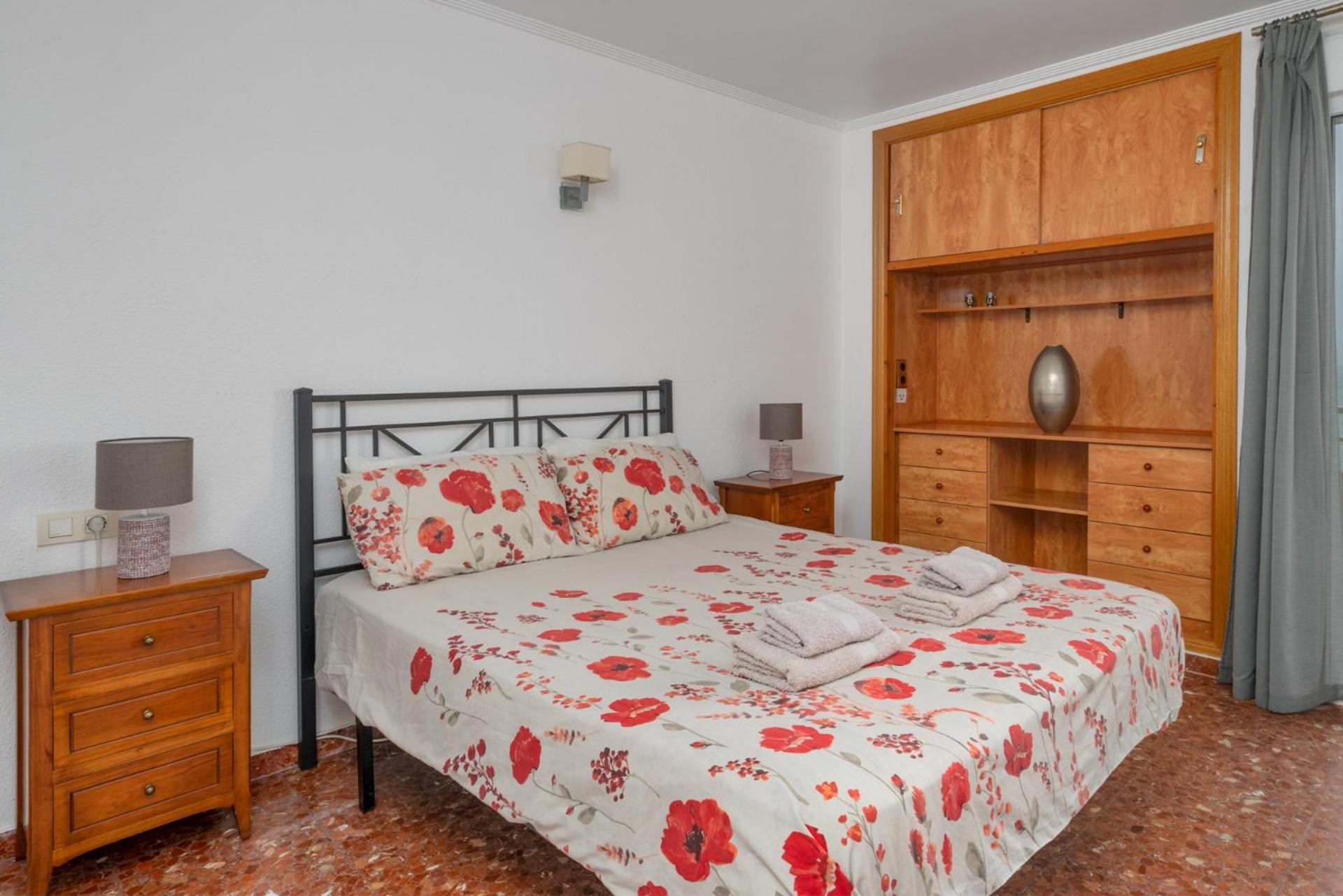 Beachfront, Two Bed- & Bathrooms, Private Parking Fuengirola Exterior foto